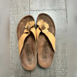 Mephisto Violette Women’s Tan Flower Leather Flip Flop Thong Sandal Size 6